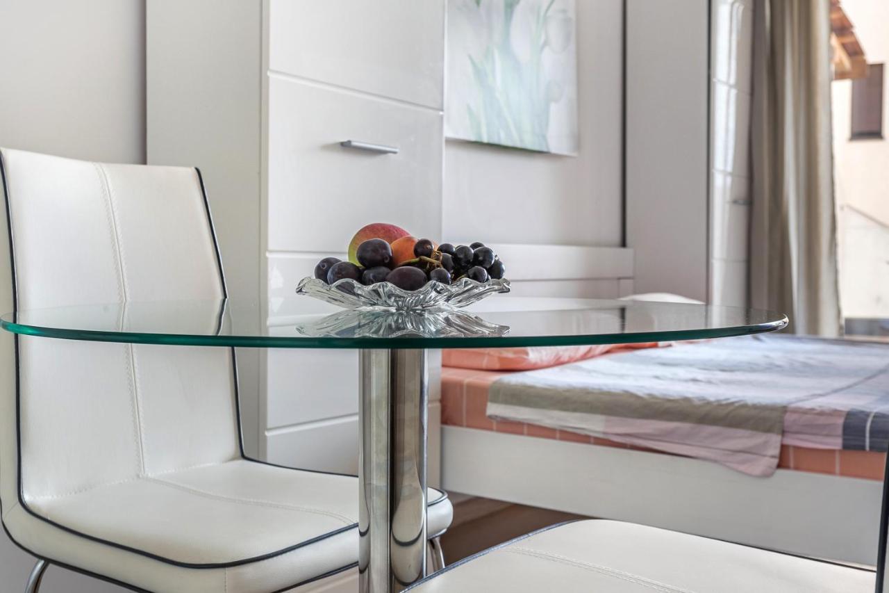 Apartments Beatrice Rafajlovići Extérieur photo